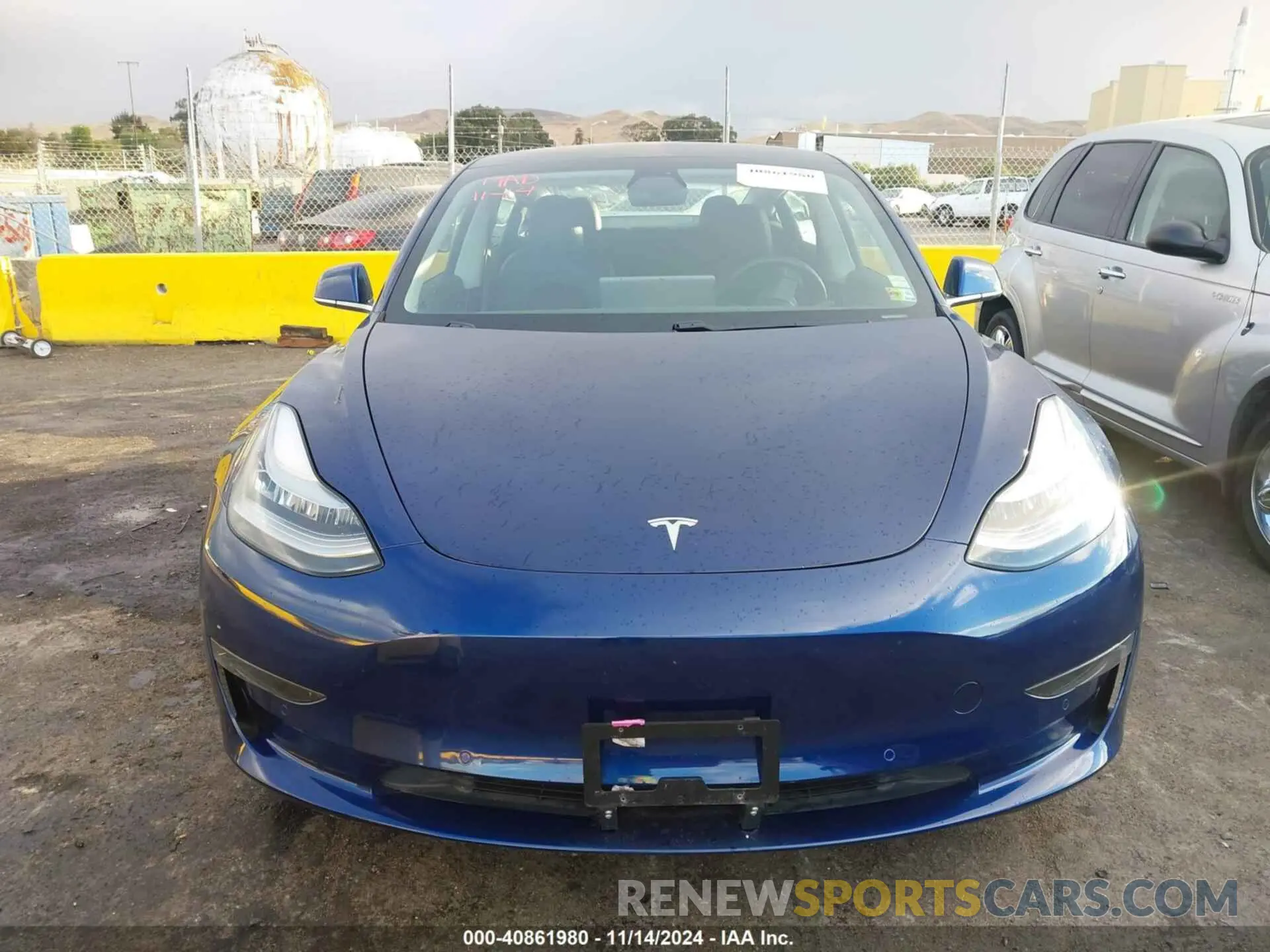 12 Photograph of a damaged car 5YJ3E1EA2LF807941 TESLA MODEL 3 2020