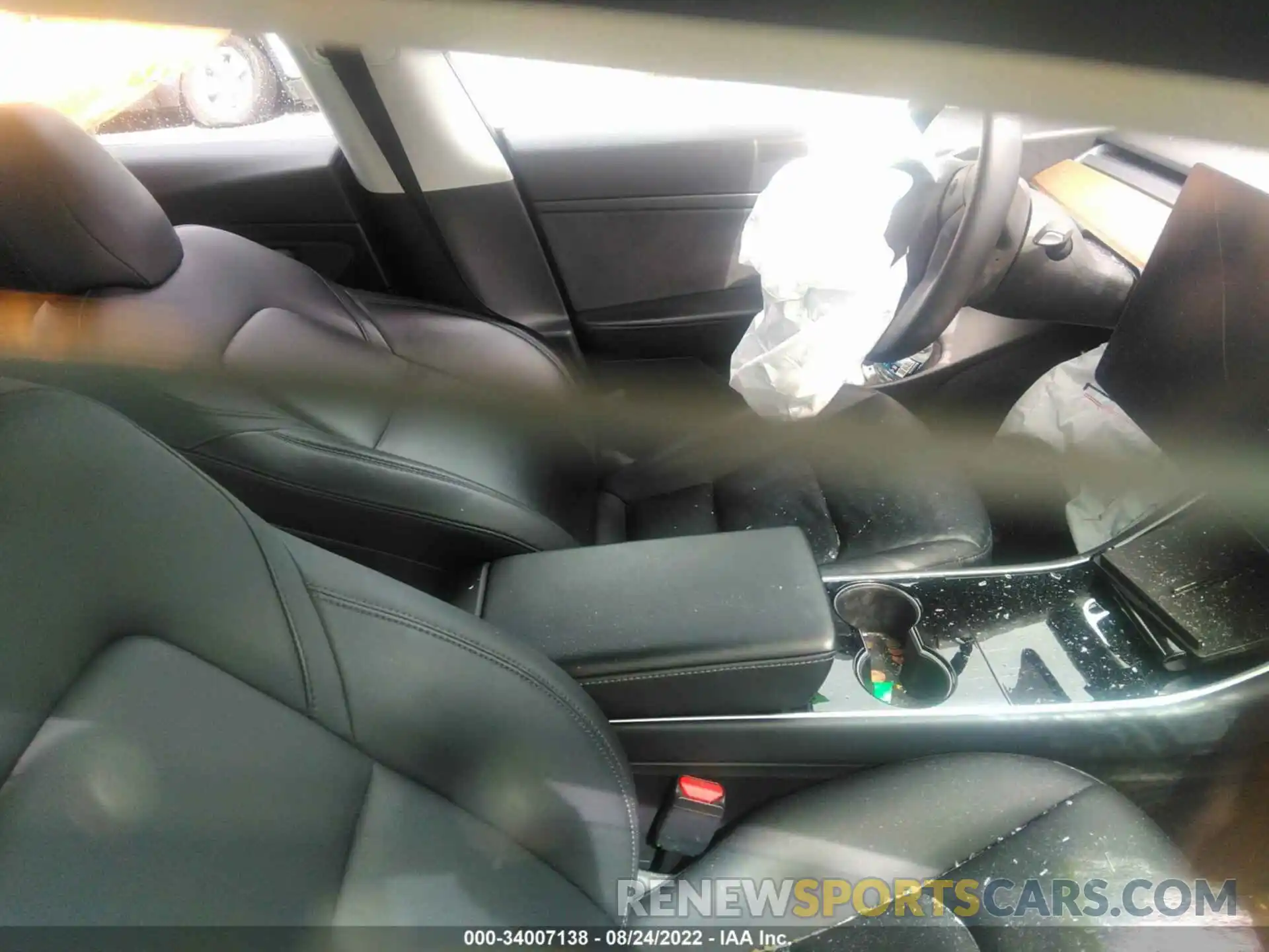 5 Photograph of a damaged car 5YJ3E1EA3LF495175 TESLA MODEL 3 2020