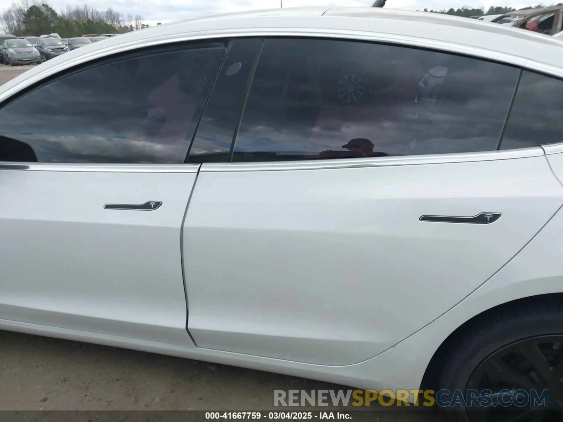 14 Photograph of a damaged car 5YJ3E1EA3LF597513 TESLA MODEL 3 2020