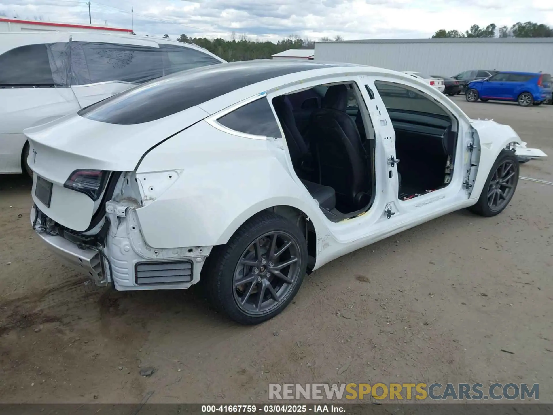 4 Photograph of a damaged car 5YJ3E1EA3LF597513 TESLA MODEL 3 2020