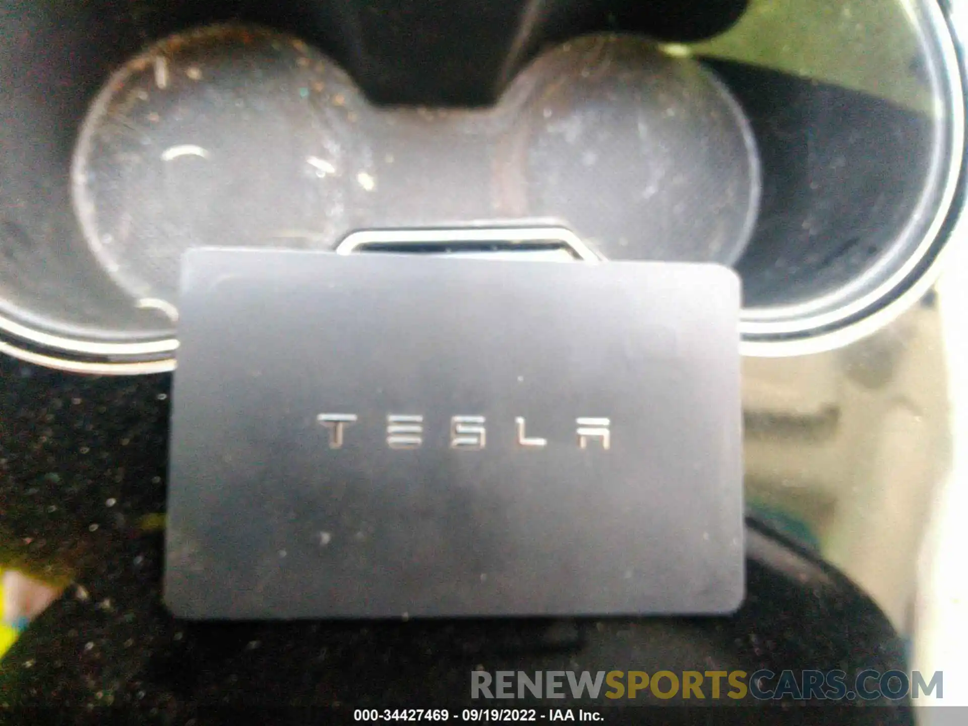 11 Photograph of a damaged car 5YJ3E1EA3LF598211 TESLA MODEL 3 2020