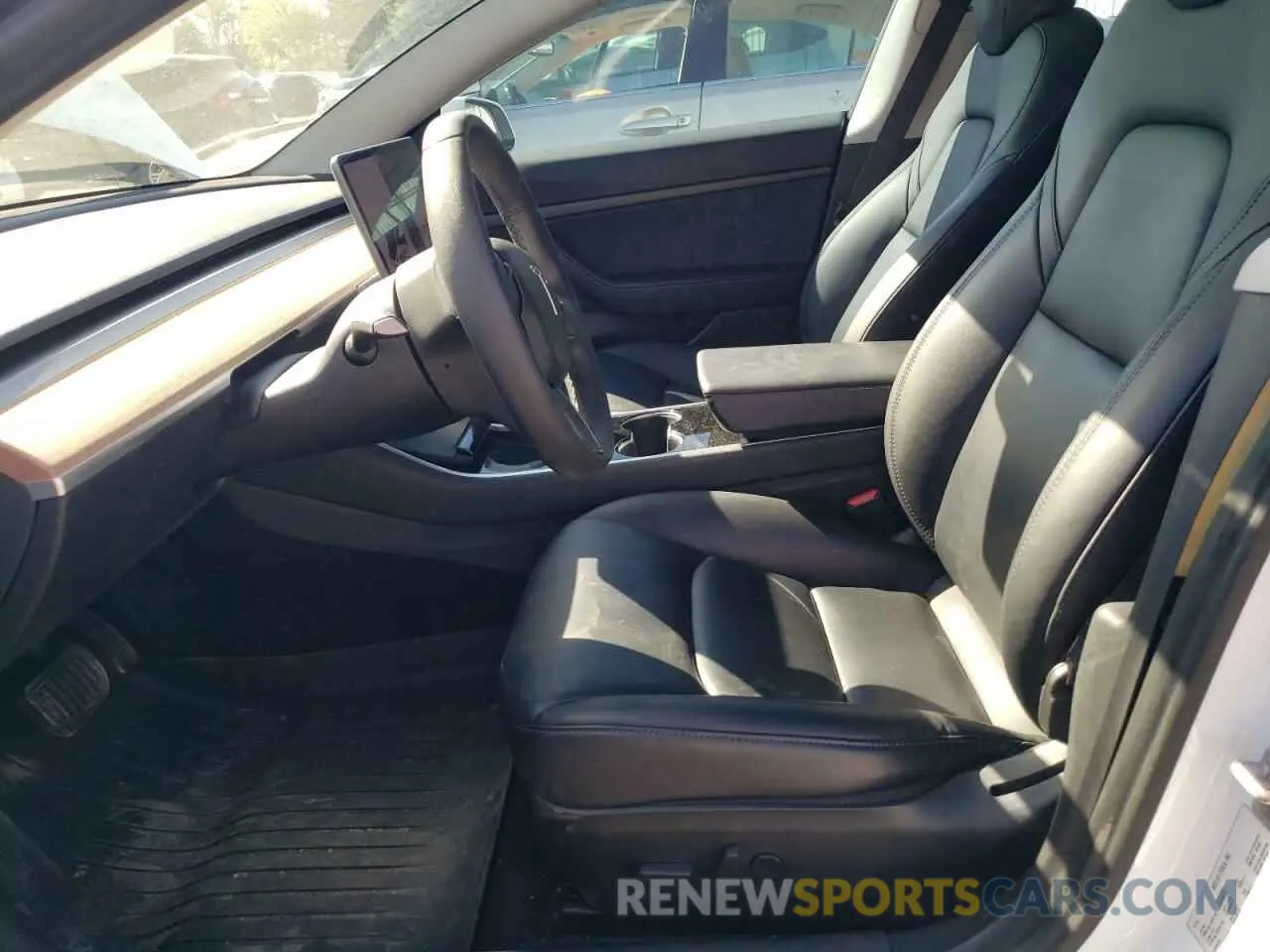 7 Photograph of a damaged car 5YJ3E1EA3LF598824 TESLA MODEL 3 2020