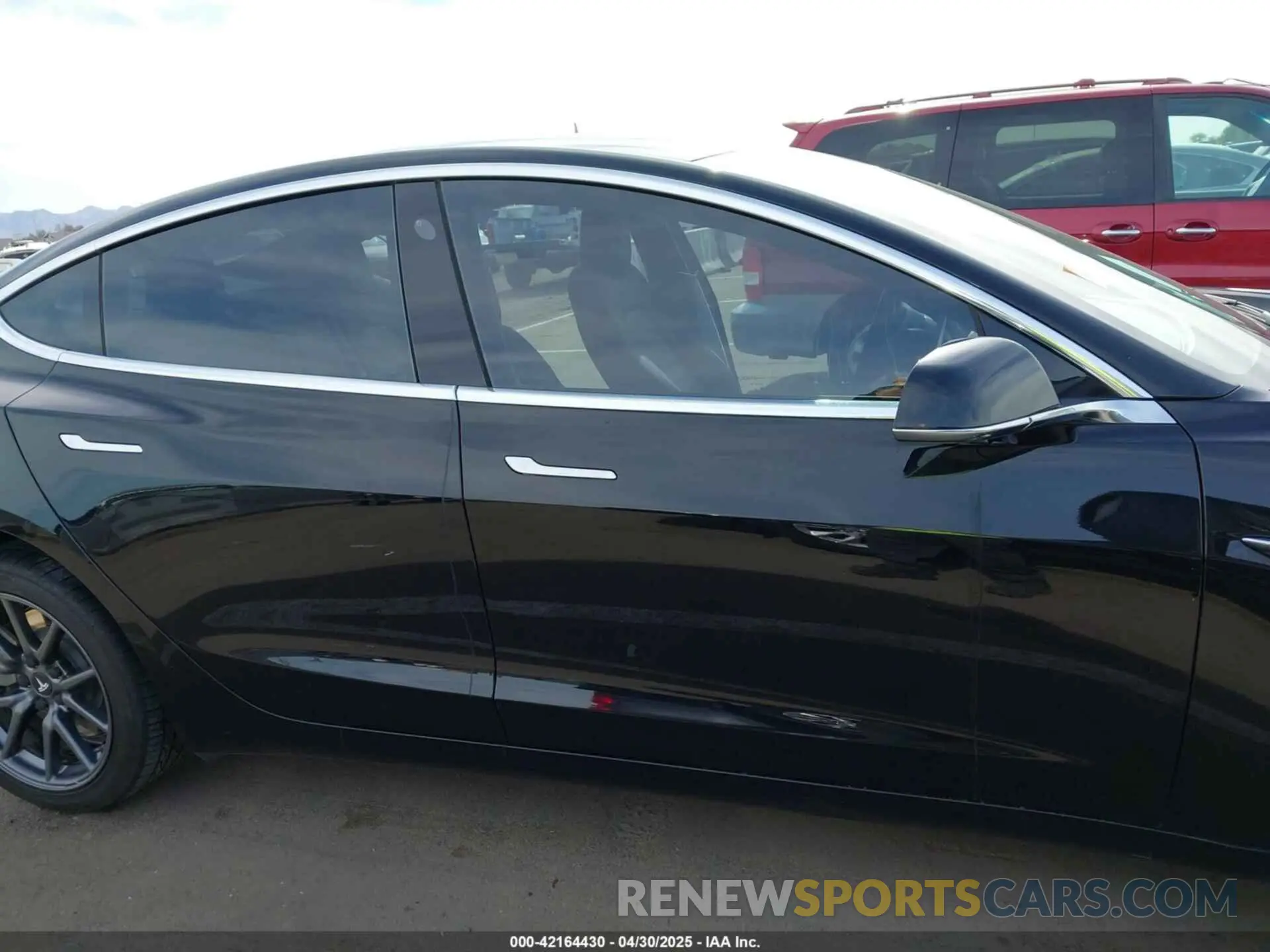 13 Photograph of a damaged car 5YJ3E1EA3LF606386 TESLA MODEL 3 2020