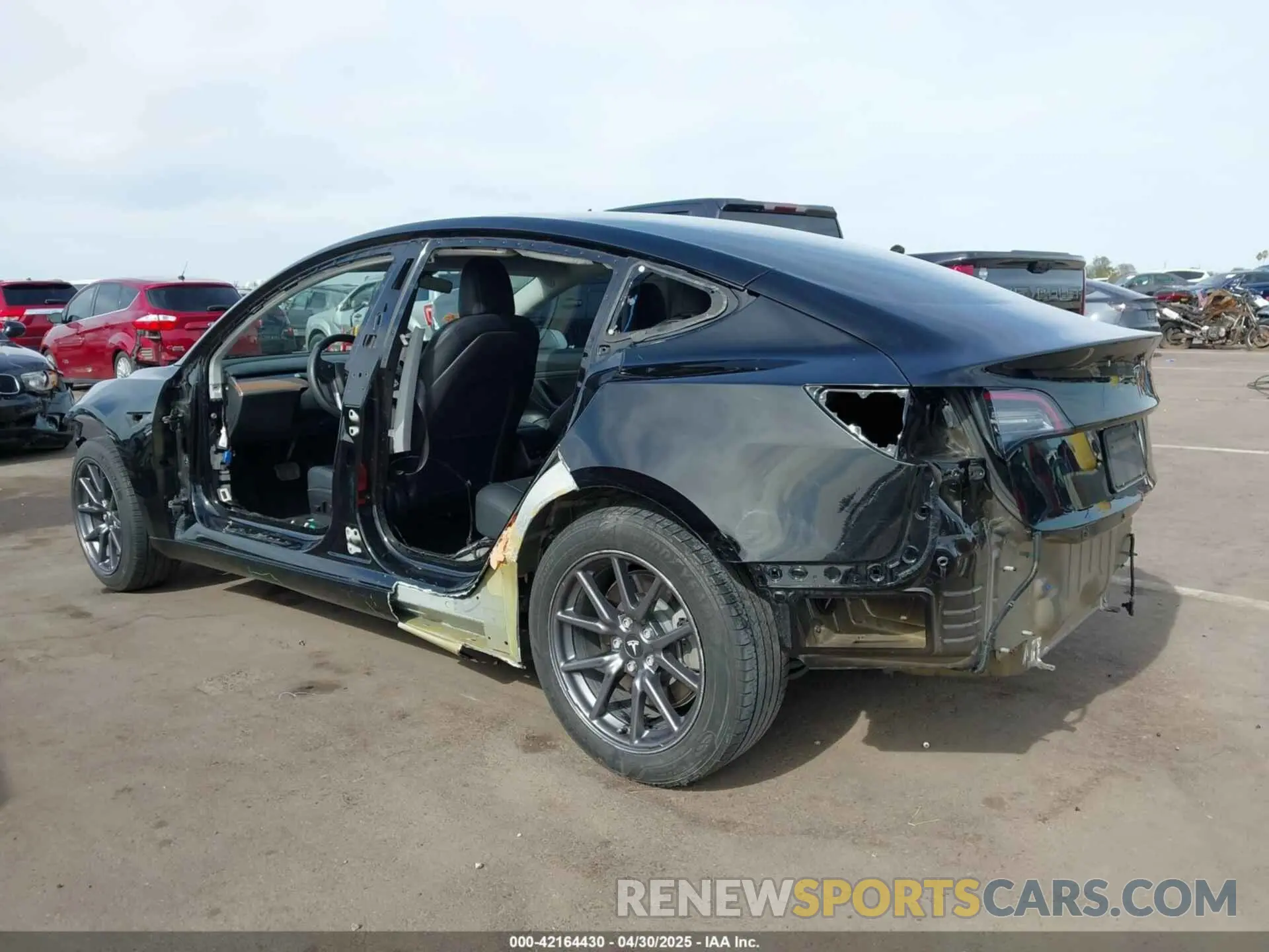 3 Photograph of a damaged car 5YJ3E1EA3LF606386 TESLA MODEL 3 2020