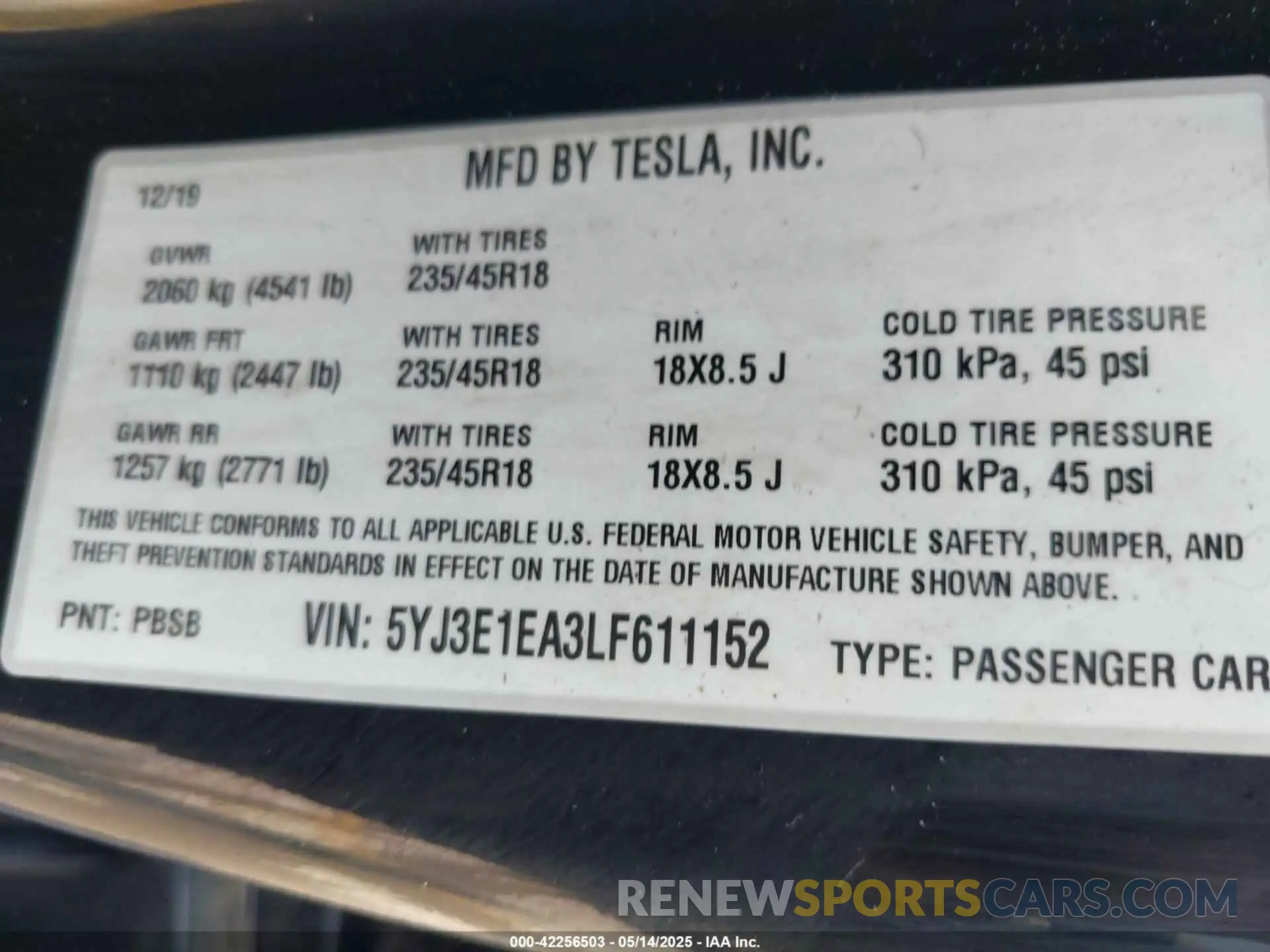 9 Photograph of a damaged car 5YJ3E1EA3LF611152 TESLA MODEL 3 2020