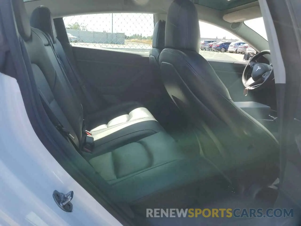 10 Photograph of a damaged car 5YJ3E1EA3LF612317 TESLA MODEL 3 2020