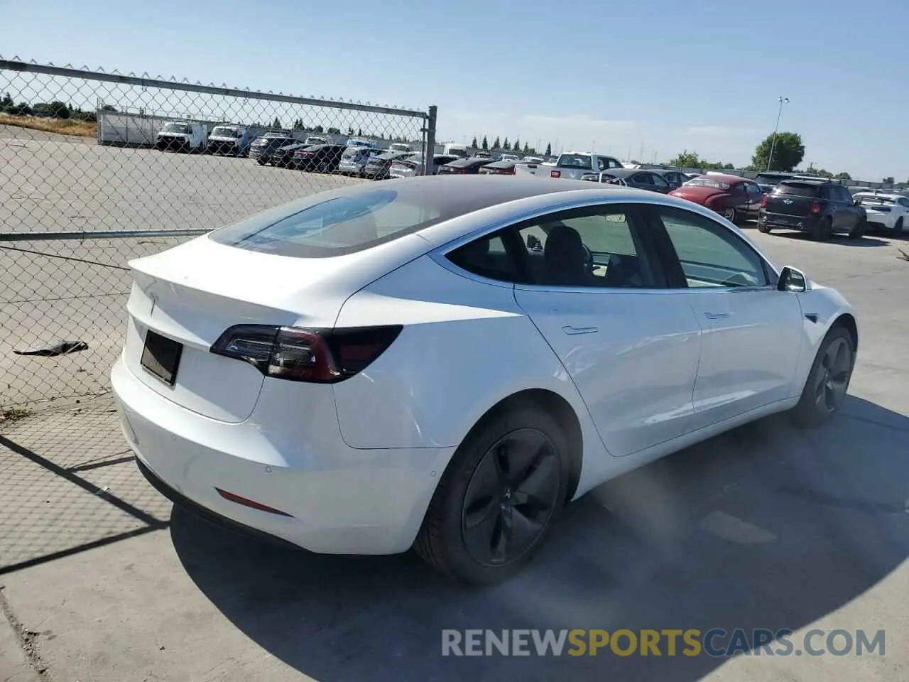 3 Photograph of a damaged car 5YJ3E1EA3LF612317 TESLA MODEL 3 2020