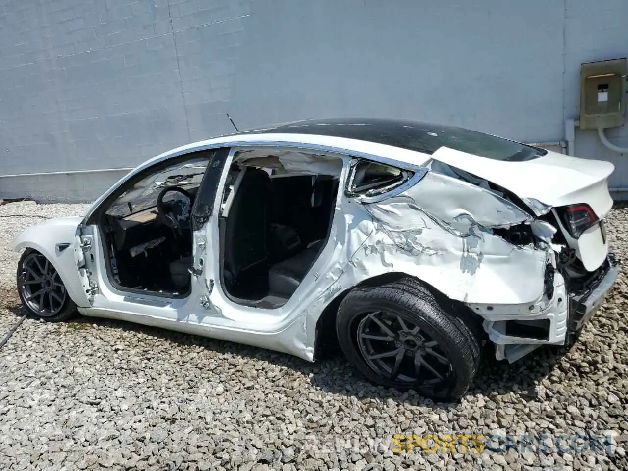 2 Photograph of a damaged car 5YJ3E1EA3LF612365 TESLA MODEL 3 2020