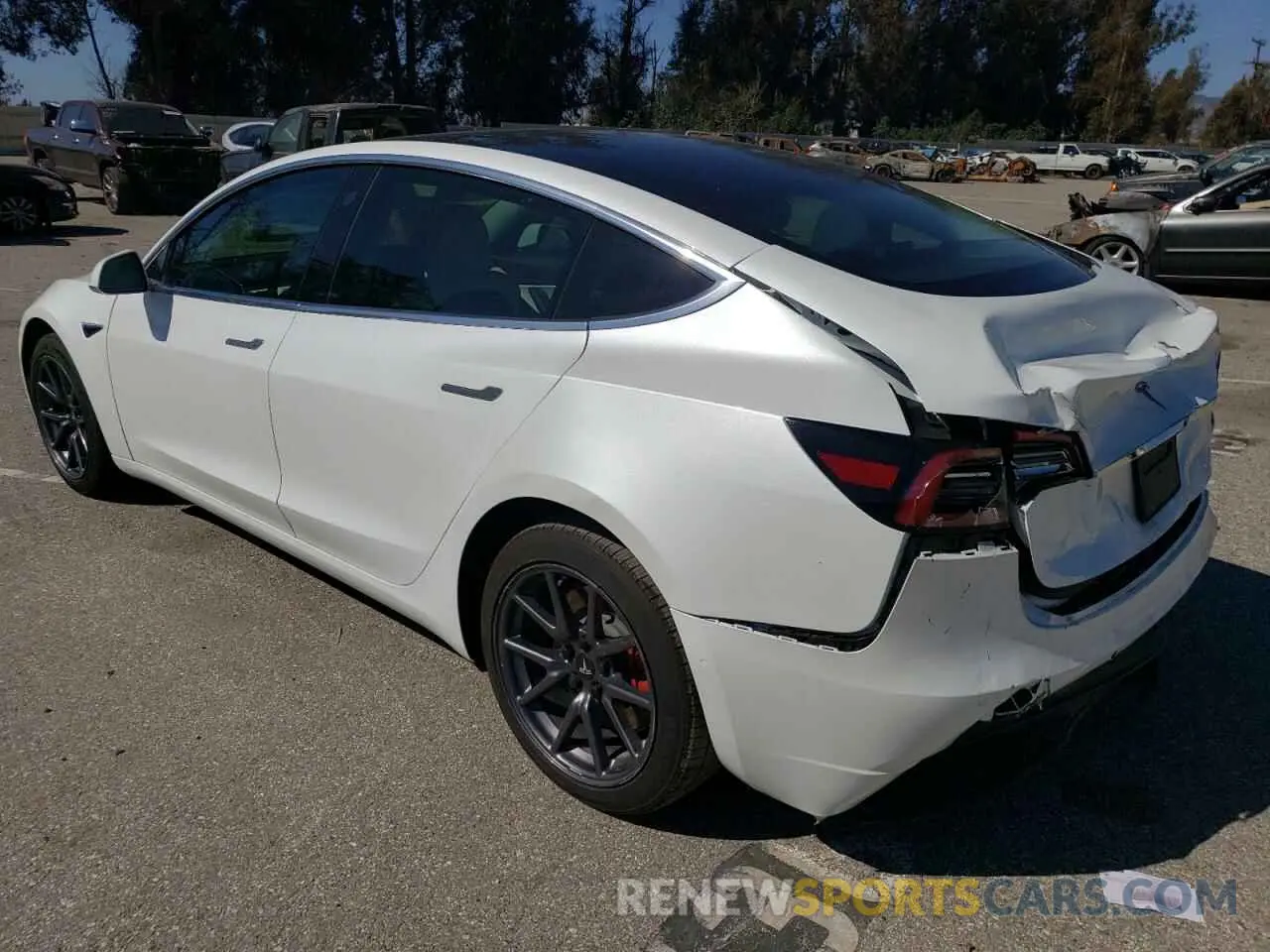 2 Photograph of a damaged car 5YJ3E1EA3LF615430 TESLA MODEL 3 2020