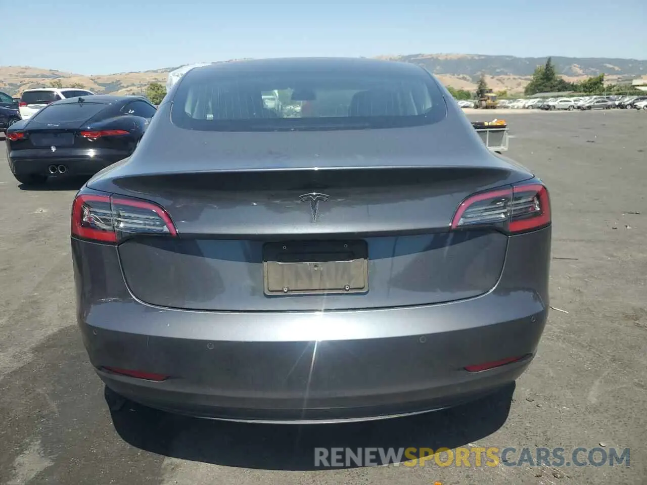 6 Photograph of a damaged car 5YJ3E1EA3LF645690 TESLA MODEL 3 2020