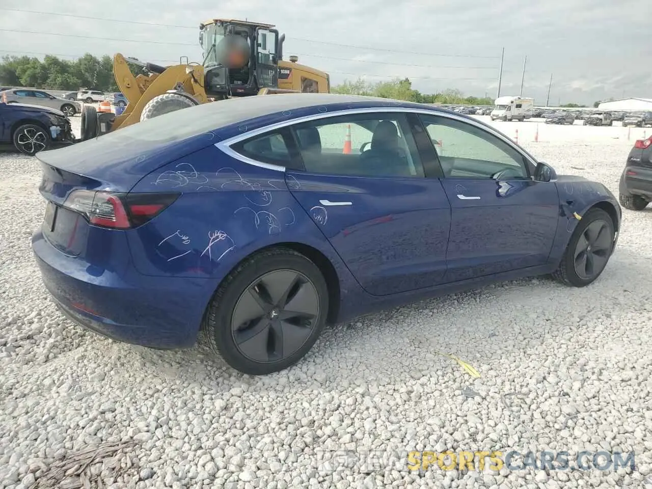 3 Photograph of a damaged car 5YJ3E1EA3LF658472 TESLA MODEL 3 2020