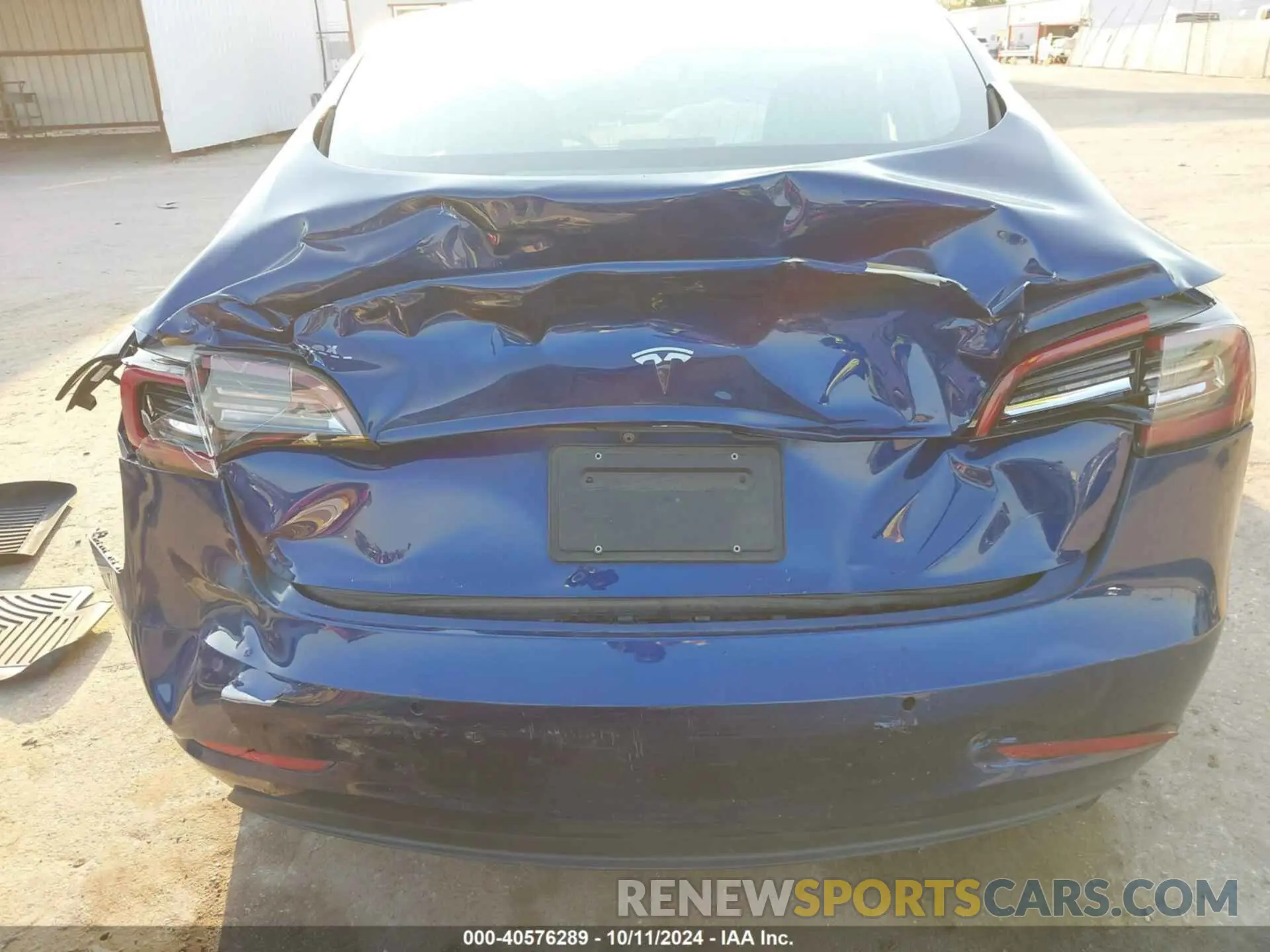 15 Photograph of a damaged car 5YJ3E1EA3LF659590 TESLA MODEL 3 2020