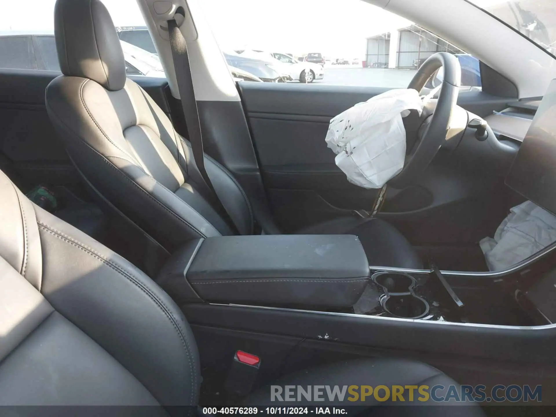 5 Photograph of a damaged car 5YJ3E1EA3LF659590 TESLA MODEL 3 2020
