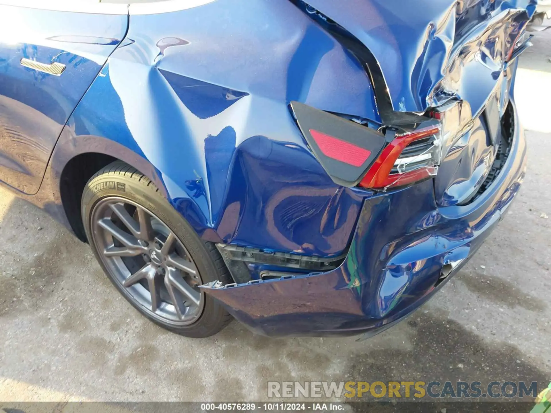 6 Photograph of a damaged car 5YJ3E1EA3LF659590 TESLA MODEL 3 2020