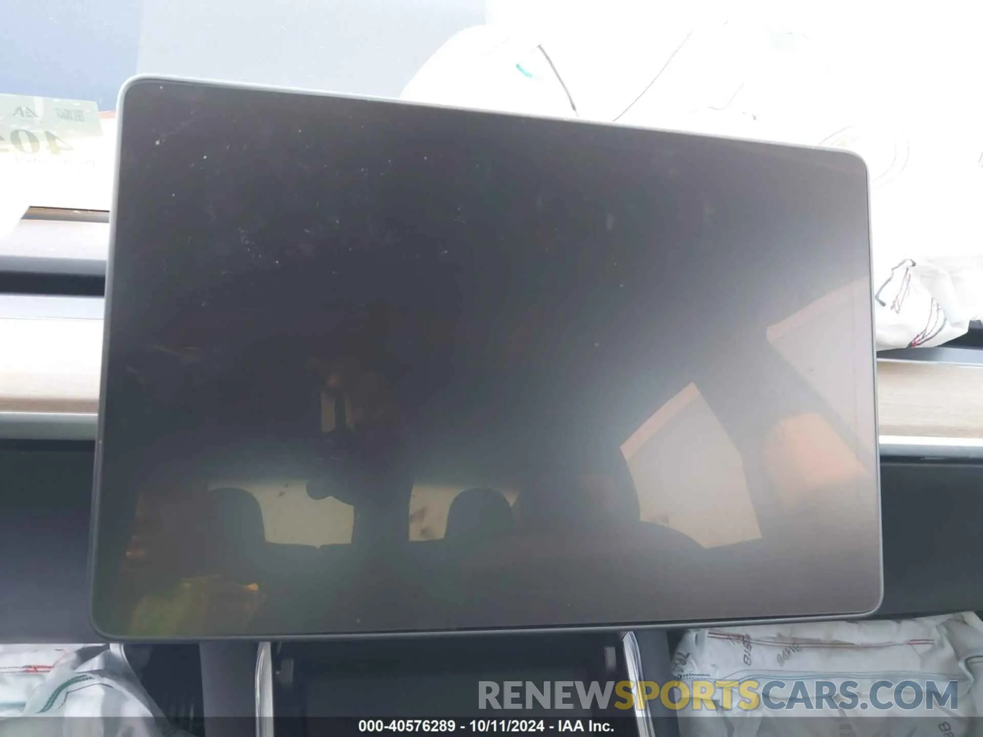 7 Photograph of a damaged car 5YJ3E1EA3LF659590 TESLA MODEL 3 2020