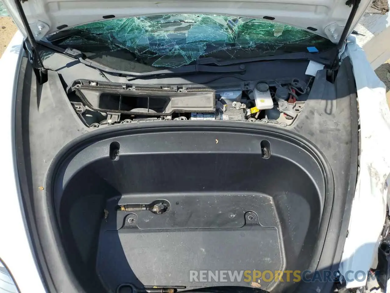 11 Photograph of a damaged car 5YJ3E1EA3LF706374 TESLA MODEL 3 2020