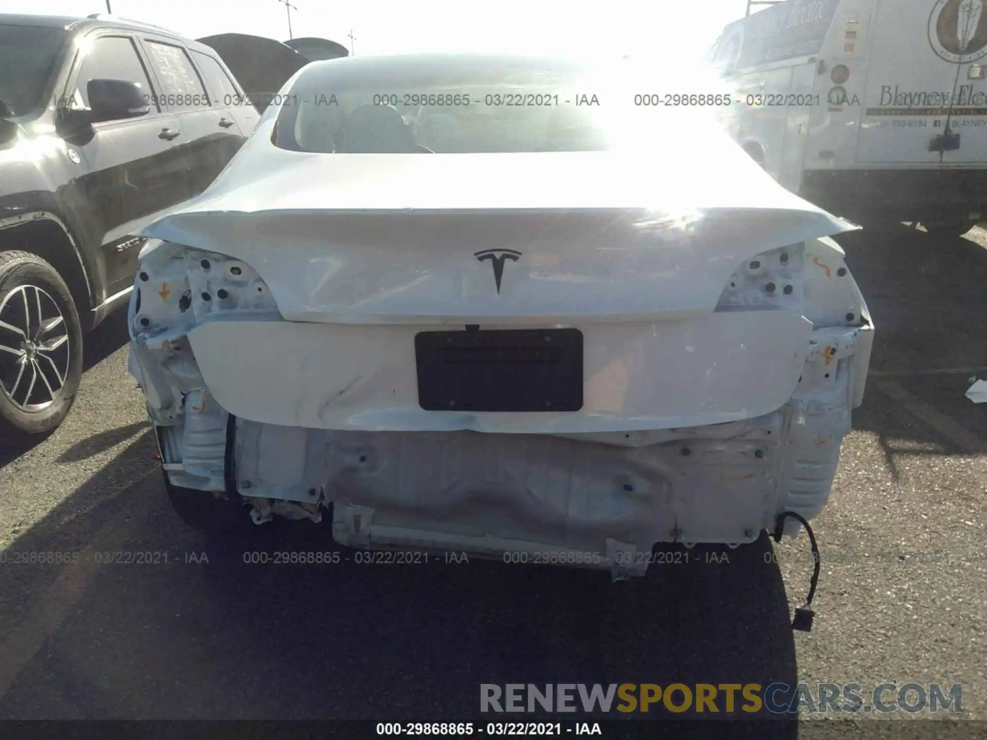 6 Photograph of a damaged car 5YJ3E1EA3LF710070 TESLA MODEL 3 2020