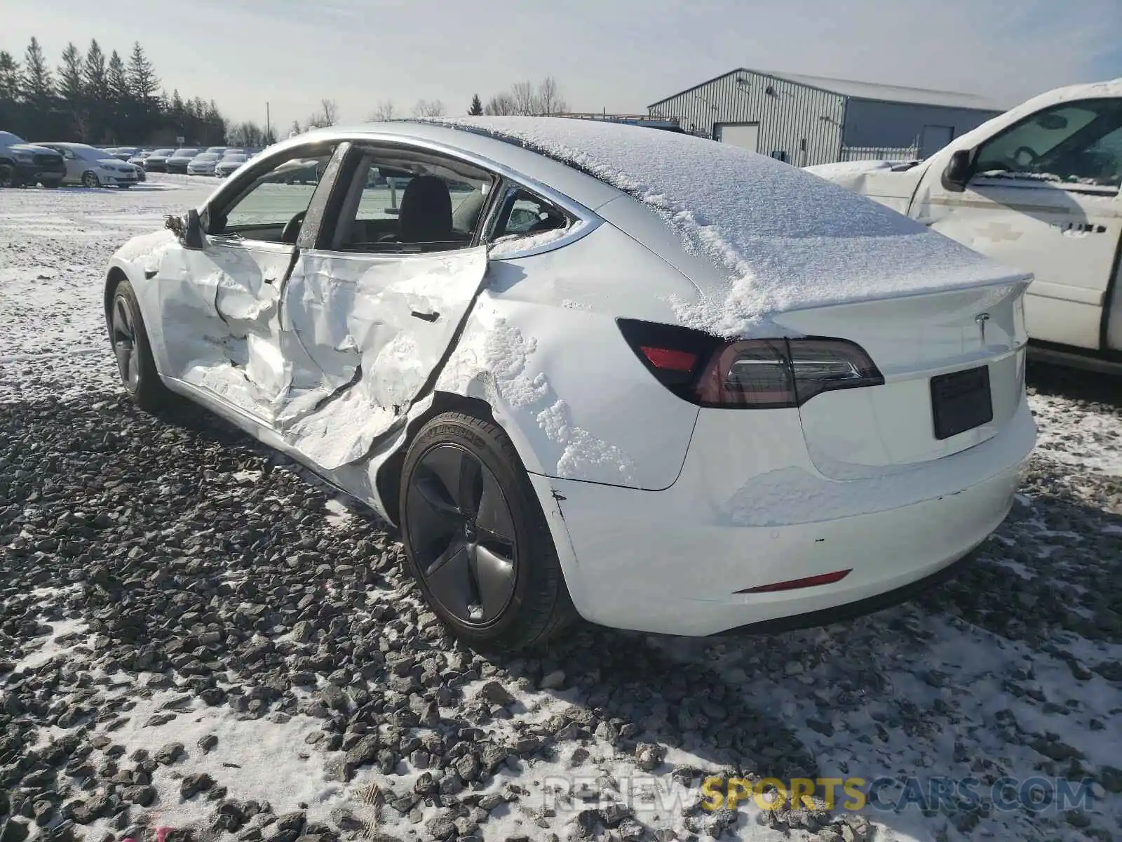 3 Photograph of a damaged car 5YJ3E1EA3LF720677 TESLA MODEL 3 2020