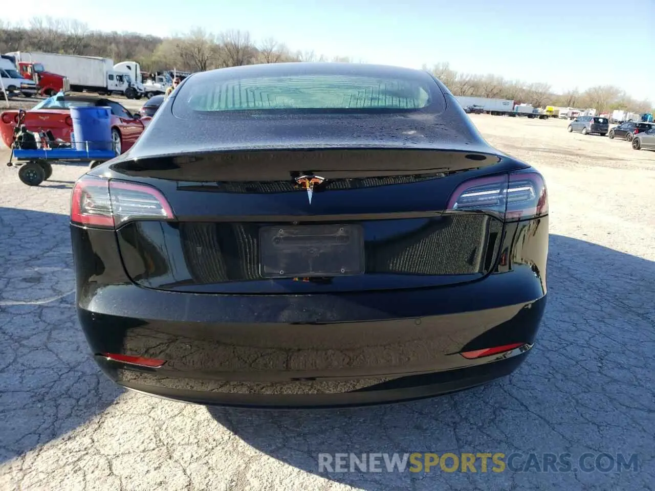 6 Photograph of a damaged car 5YJ3E1EA3LF736491 TESLA MODEL 3 2020