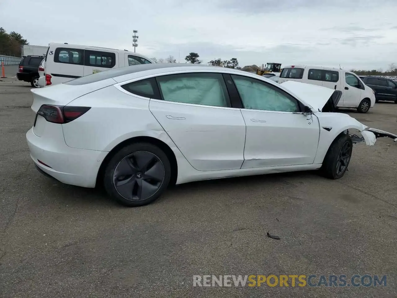 3 Photograph of a damaged car 5YJ3E1EA3LF742968 TESLA MODEL 3 2020
