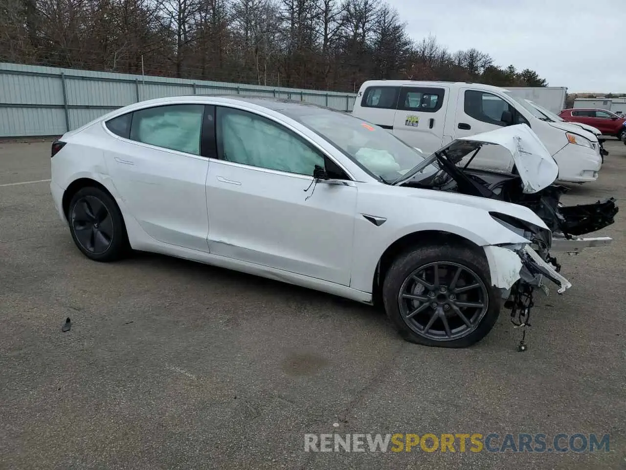 4 Photograph of a damaged car 5YJ3E1EA3LF742968 TESLA MODEL 3 2020