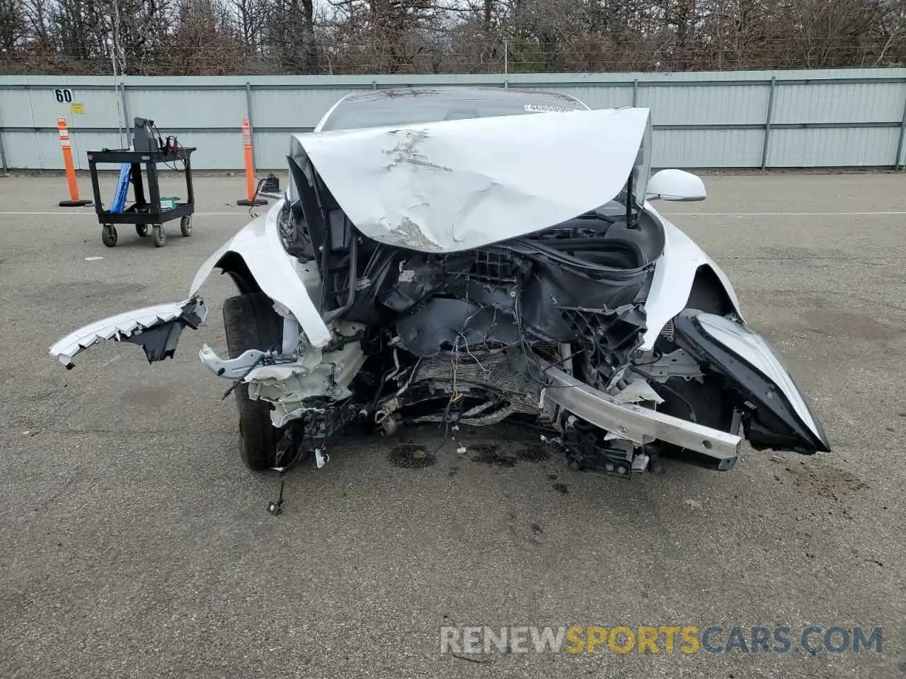5 Photograph of a damaged car 5YJ3E1EA3LF742968 TESLA MODEL 3 2020