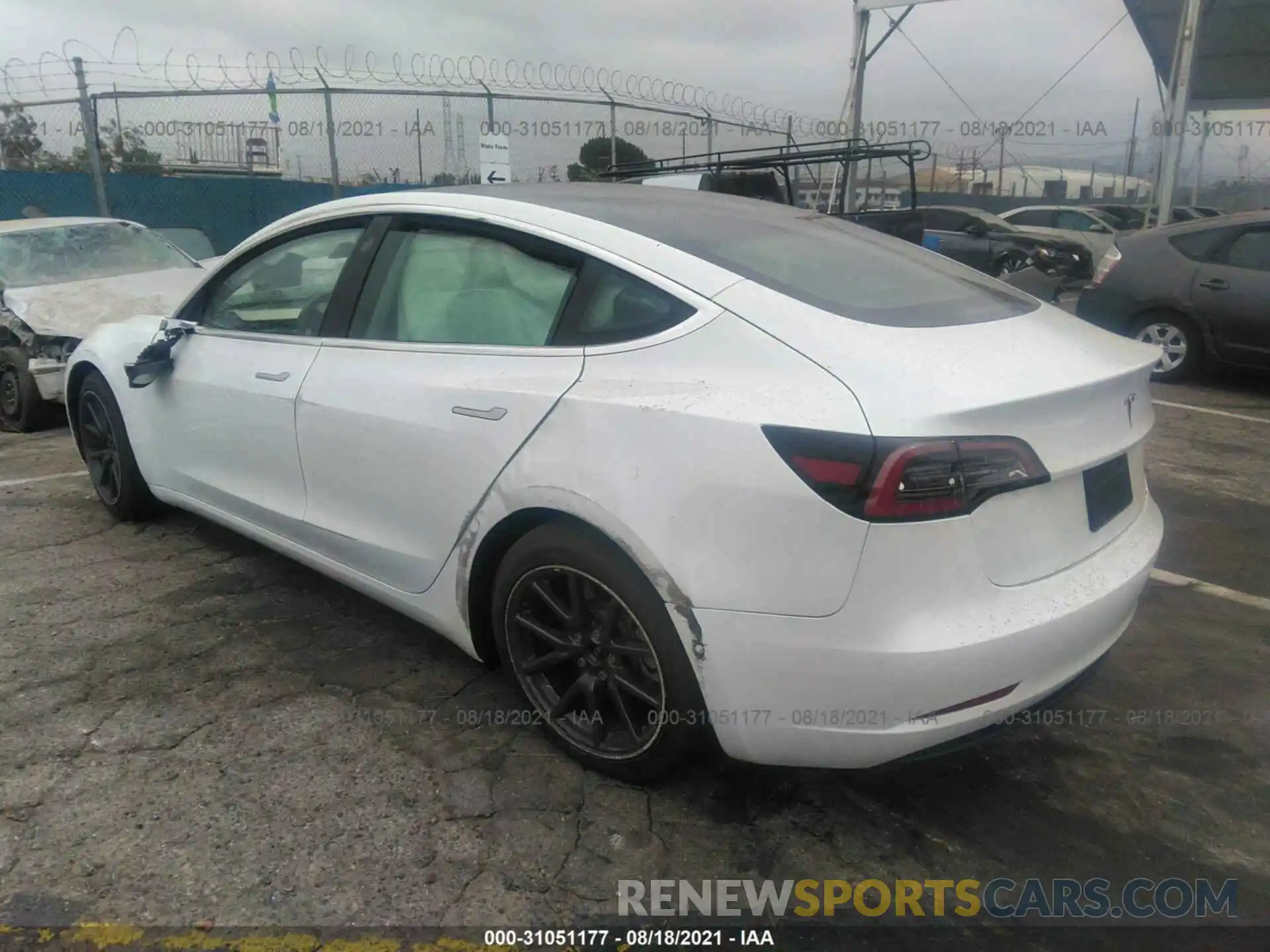 3 Photograph of a damaged car 5YJ3E1EA3LF745241 TESLA MODEL 3 2020