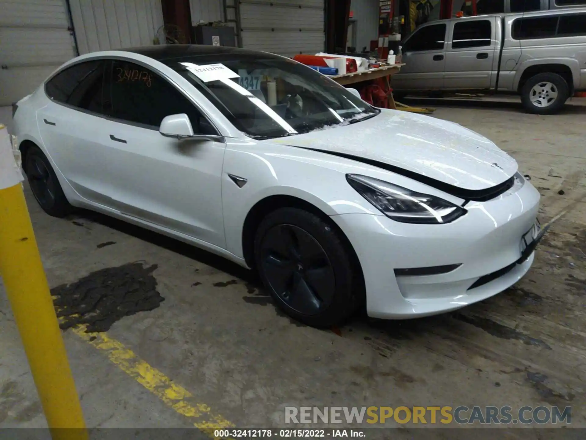 1 Photograph of a damaged car 5YJ3E1EA3LF747149 TESLA MODEL 3 2020