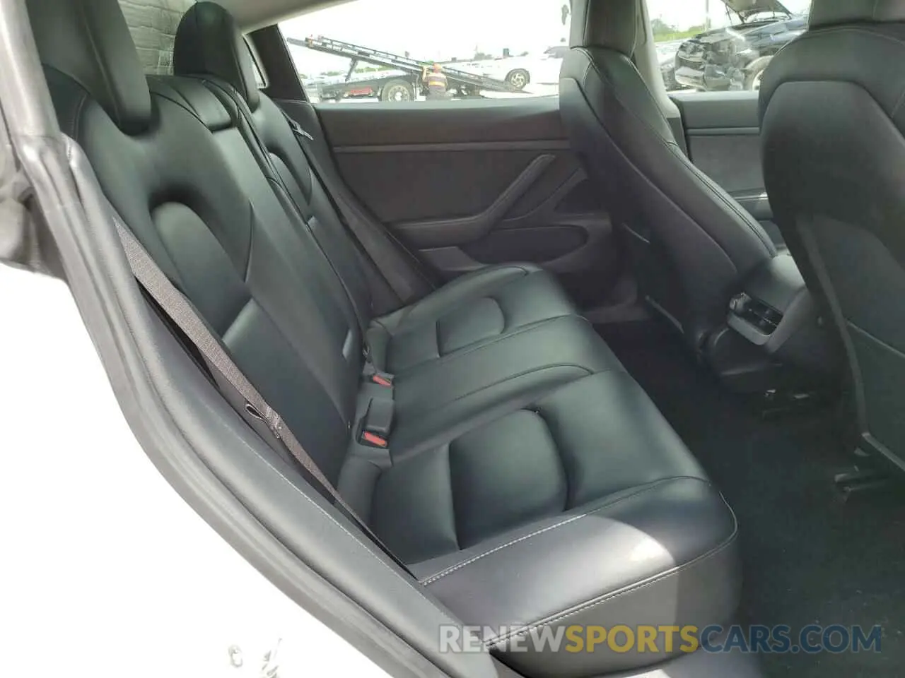 10 Photograph of a damaged car 5YJ3E1EA3LF783682 TESLA MODEL 3 2020