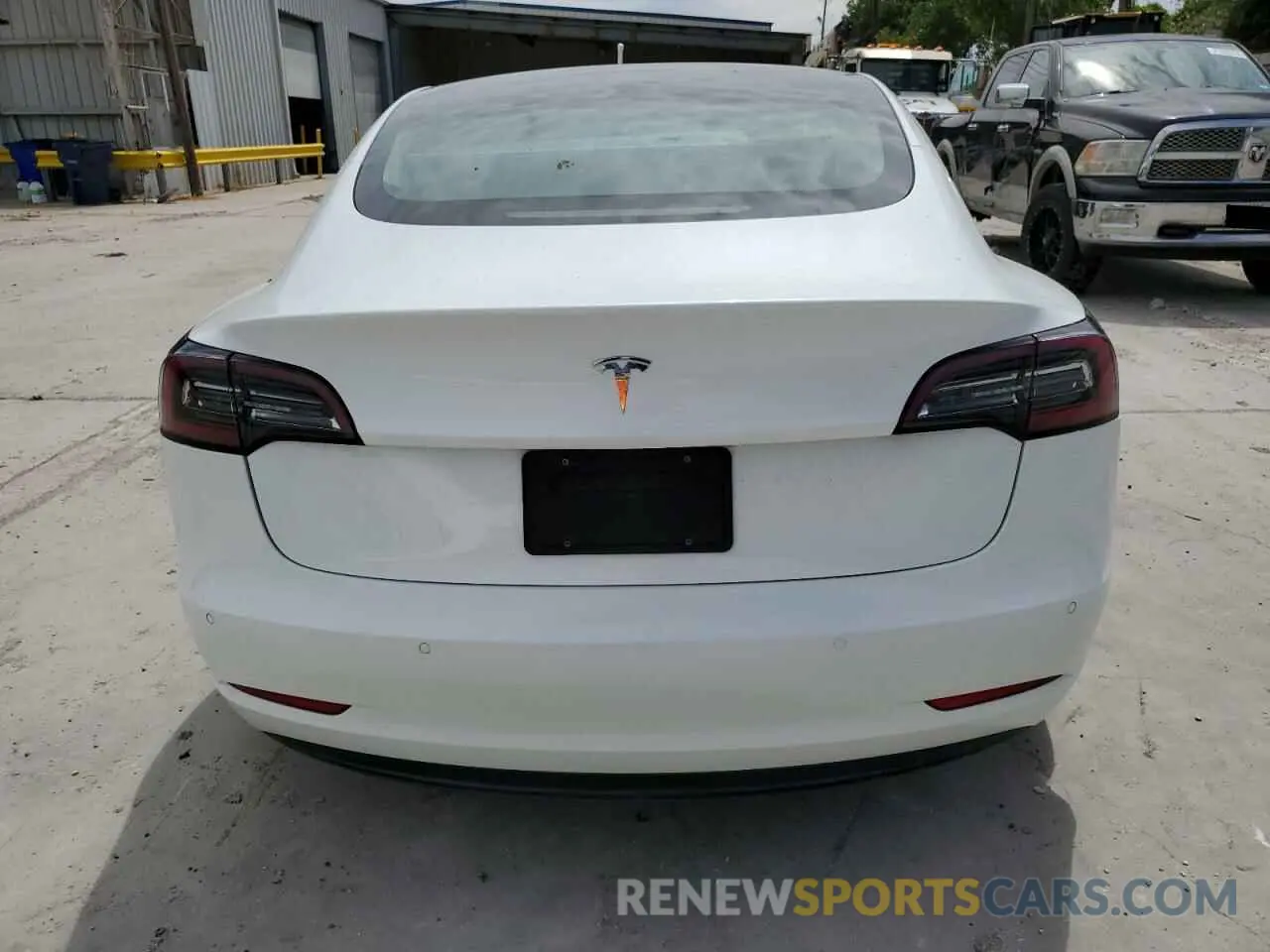 6 Photograph of a damaged car 5YJ3E1EA3LF783682 TESLA MODEL 3 2020