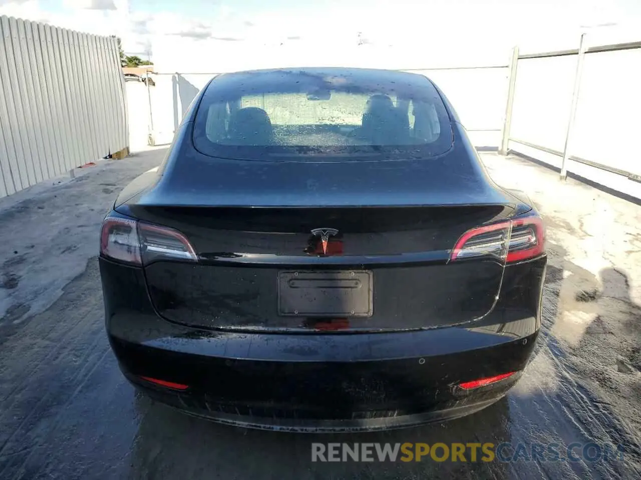 6 Photograph of a damaged car 5YJ3E1EA3LF784699 TESLA MODEL 3 2020