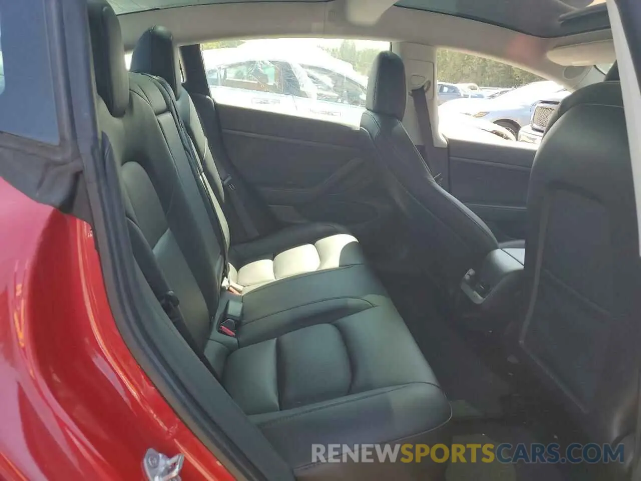 10 Photograph of a damaged car 5YJ3E1EA3LF792348 TESLA MODEL 3 2020