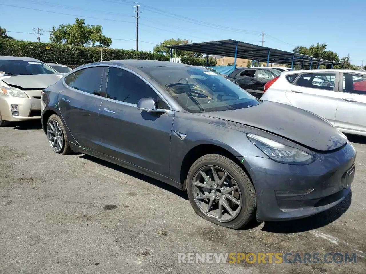 4 Photograph of a damaged car 5YJ3E1EA3LF798988 TESLA MODEL 3 2020