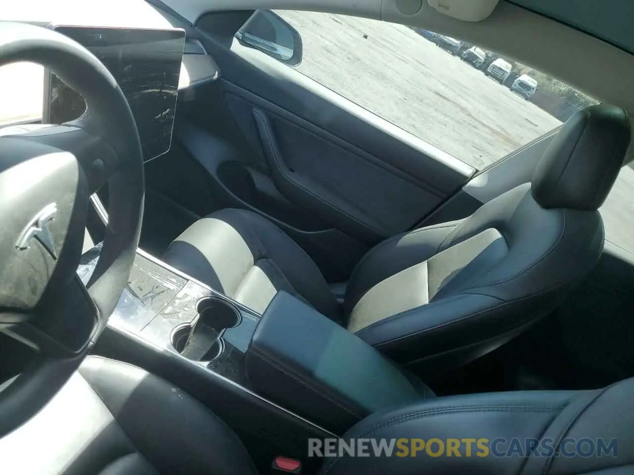 9 Photograph of a damaged car 5YJ3E1EA3LF798988 TESLA MODEL 3 2020