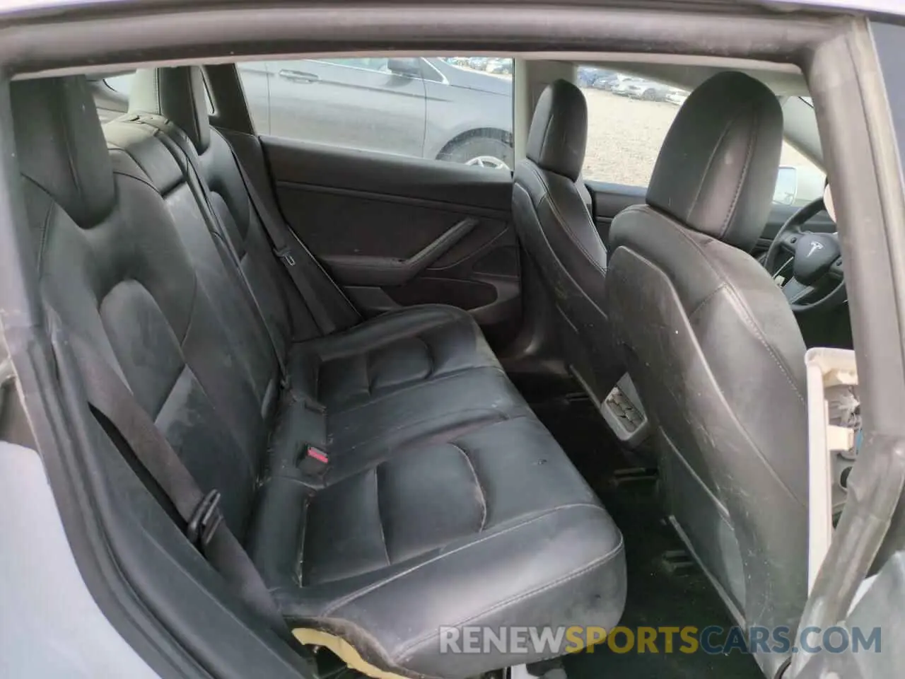 10 Photograph of a damaged car 5YJ3E1EA3LF800710 TESLA MODEL 3 2020
