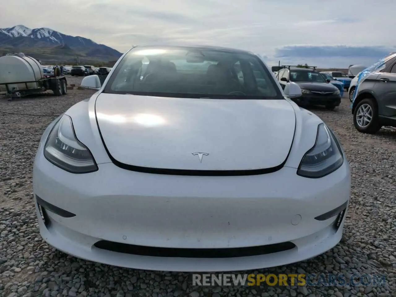 5 Photograph of a damaged car 5YJ3E1EA3LF800710 TESLA MODEL 3 2020