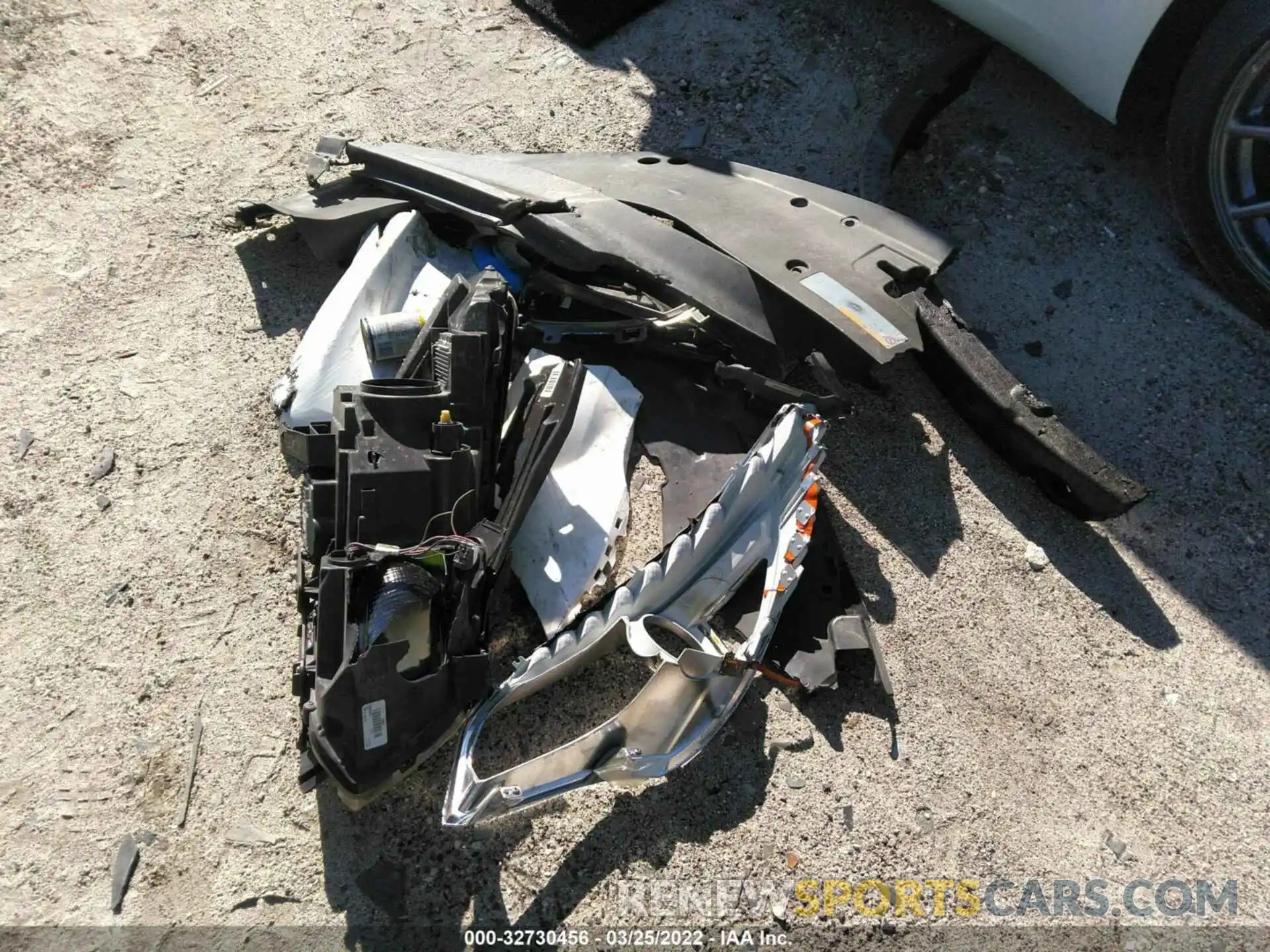 11 Photograph of a damaged car 5YJ3E1EA3LF802568 TESLA MODEL 3 2020