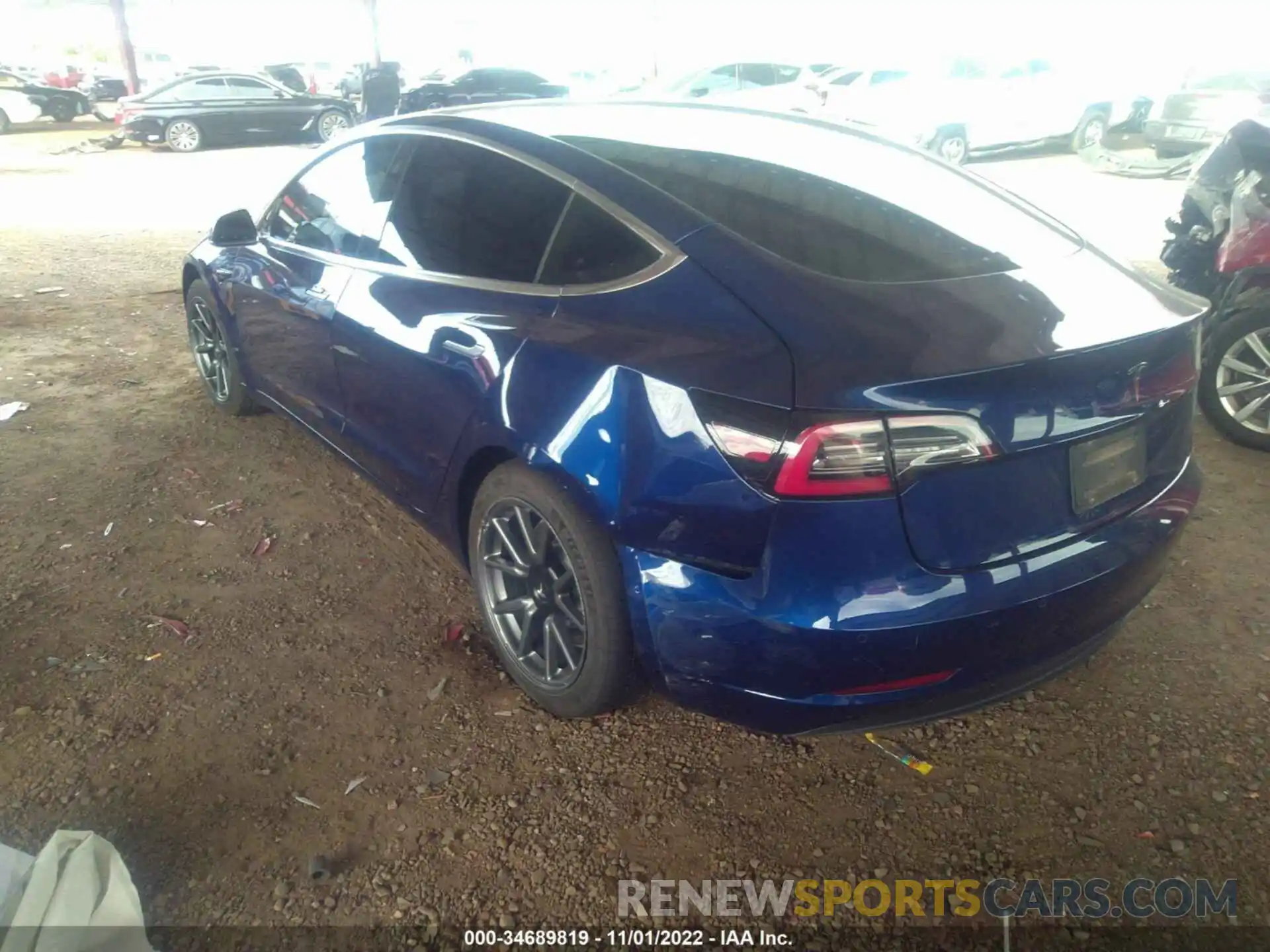 3 Photograph of a damaged car 5YJ3E1EA3LF803722 TESLA MODEL 3 2020