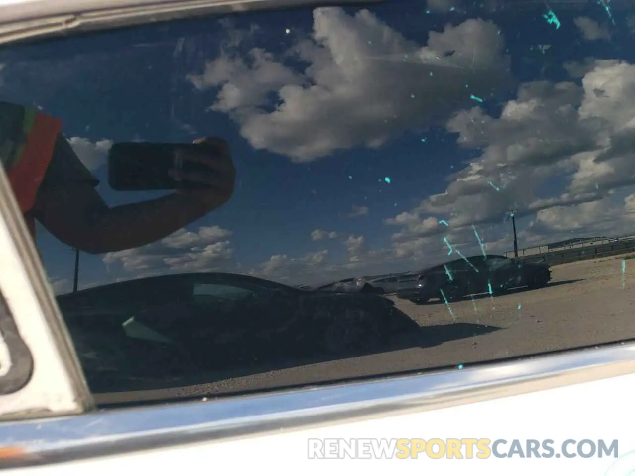 10 Photograph of a damaged car 5YJ3E1EA3LF804966 TESLA MODEL 3 2020