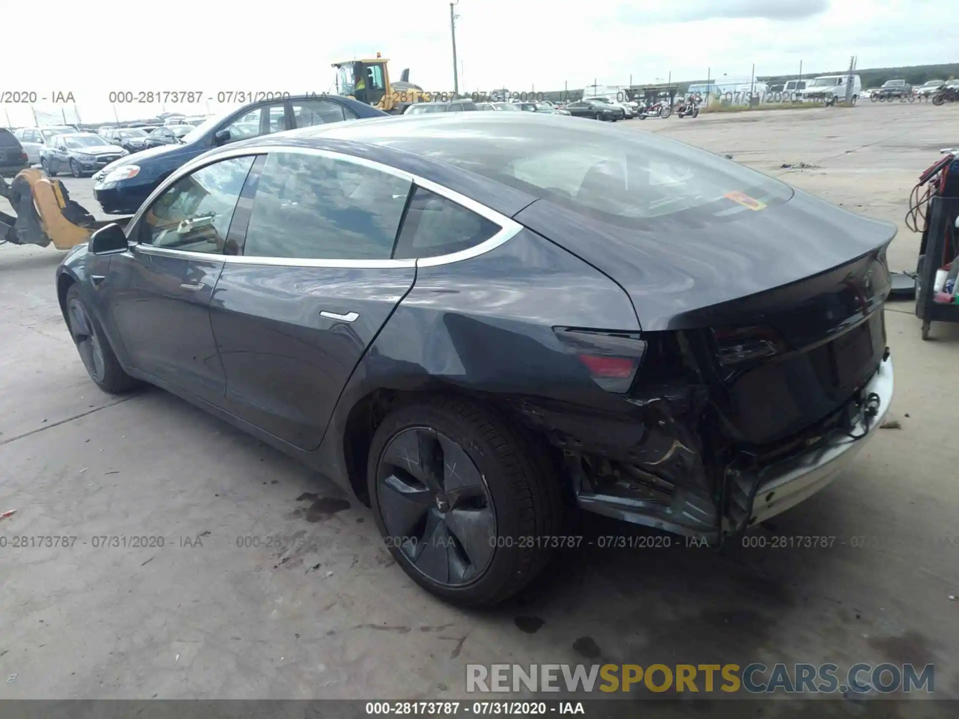 3 Photograph of a damaged car 5YJ3E1EA4LF495928 TESLA MODEL 3 2020