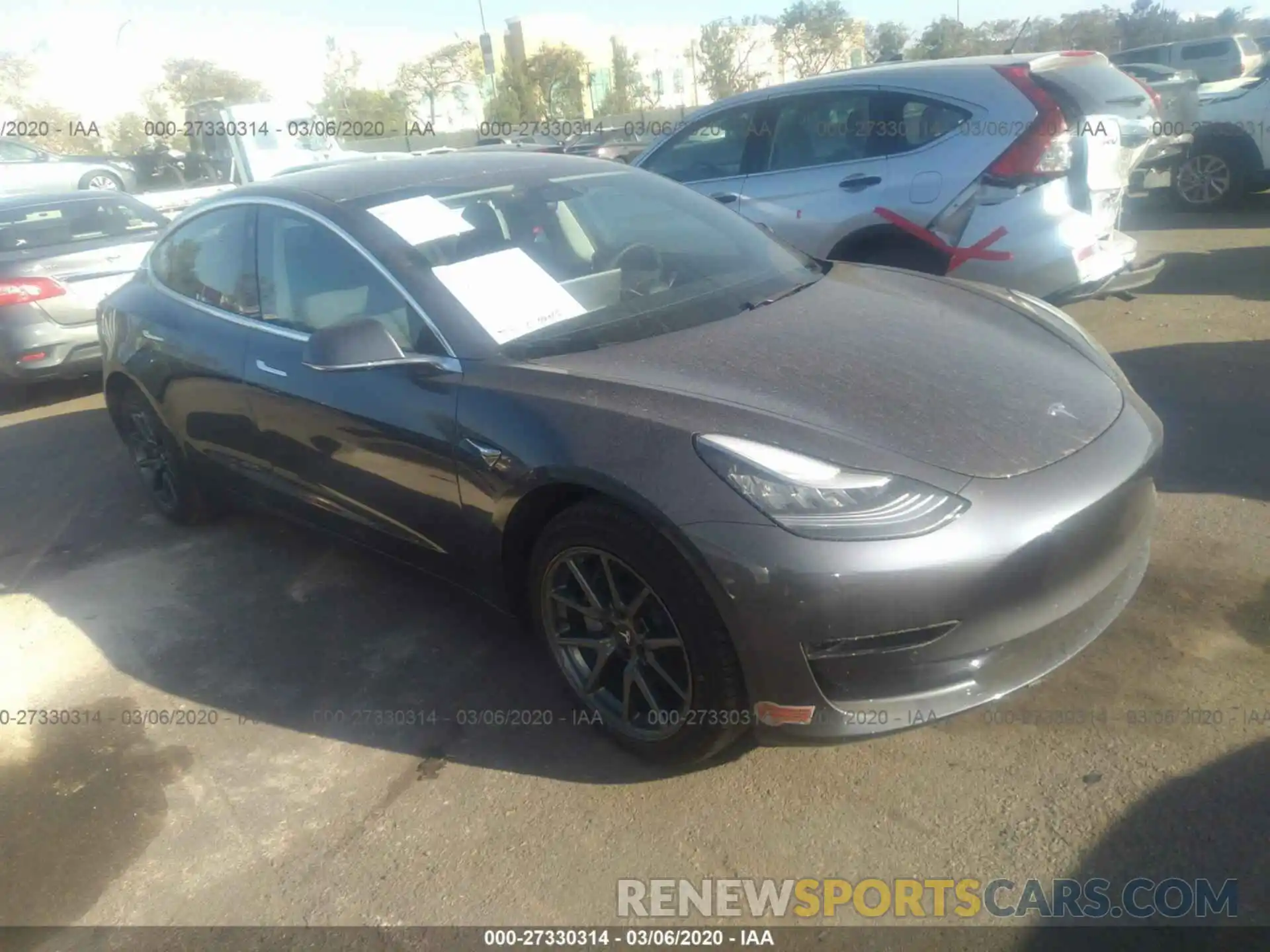 1 Photograph of a damaged car 5YJ3E1EA4LF590263 TESLA MODEL 3 2020