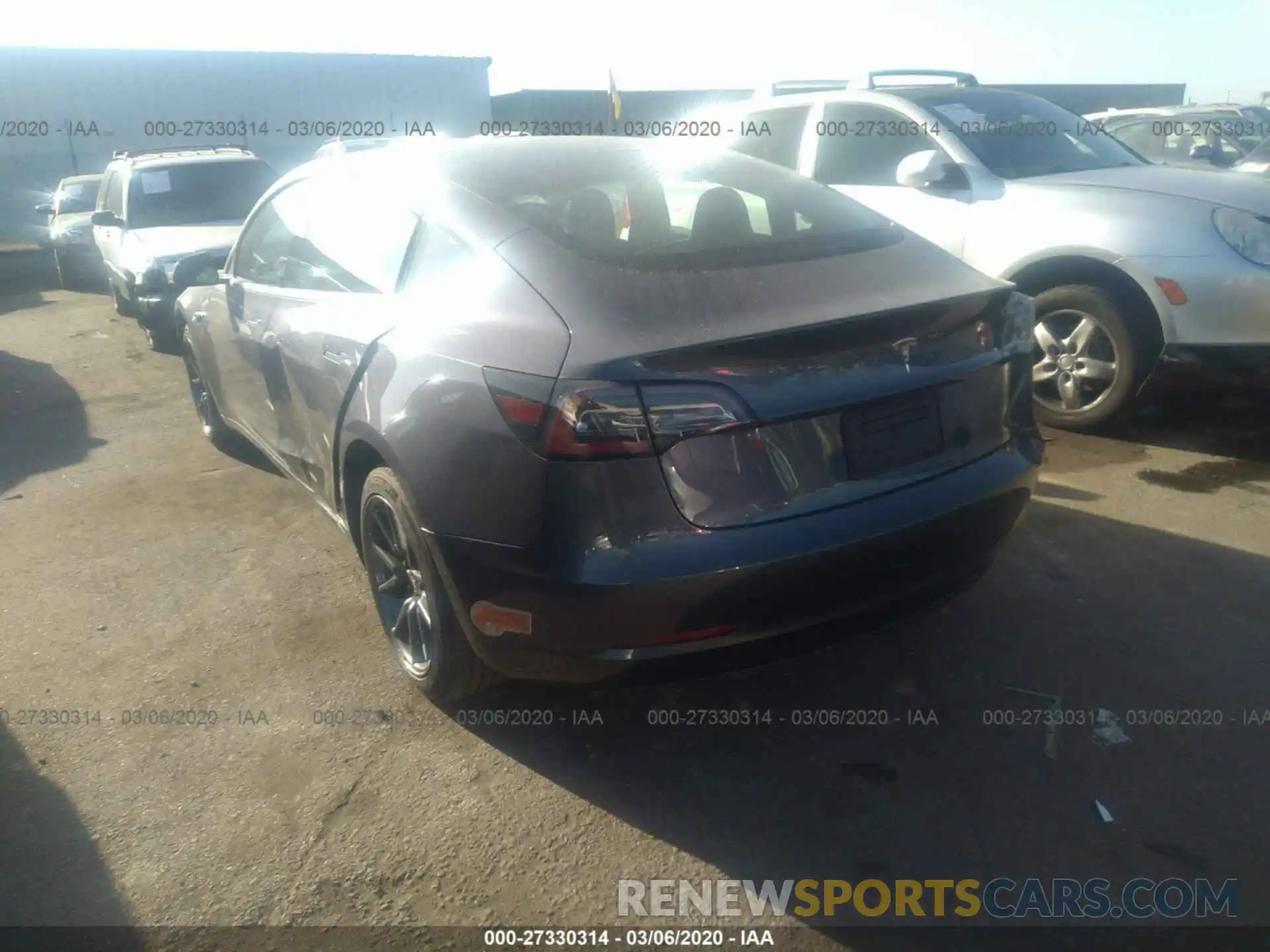 3 Photograph of a damaged car 5YJ3E1EA4LF590263 TESLA MODEL 3 2020