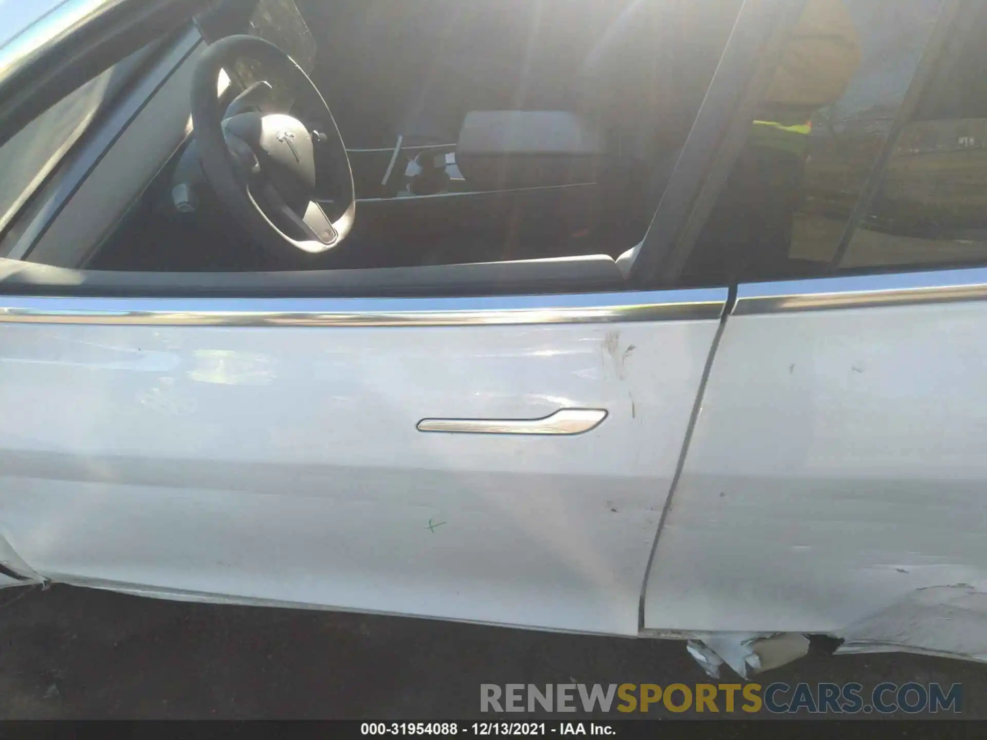 9 Photograph of a damaged car 5YJ3E1EA4LF597519 TESLA MODEL 3 2020