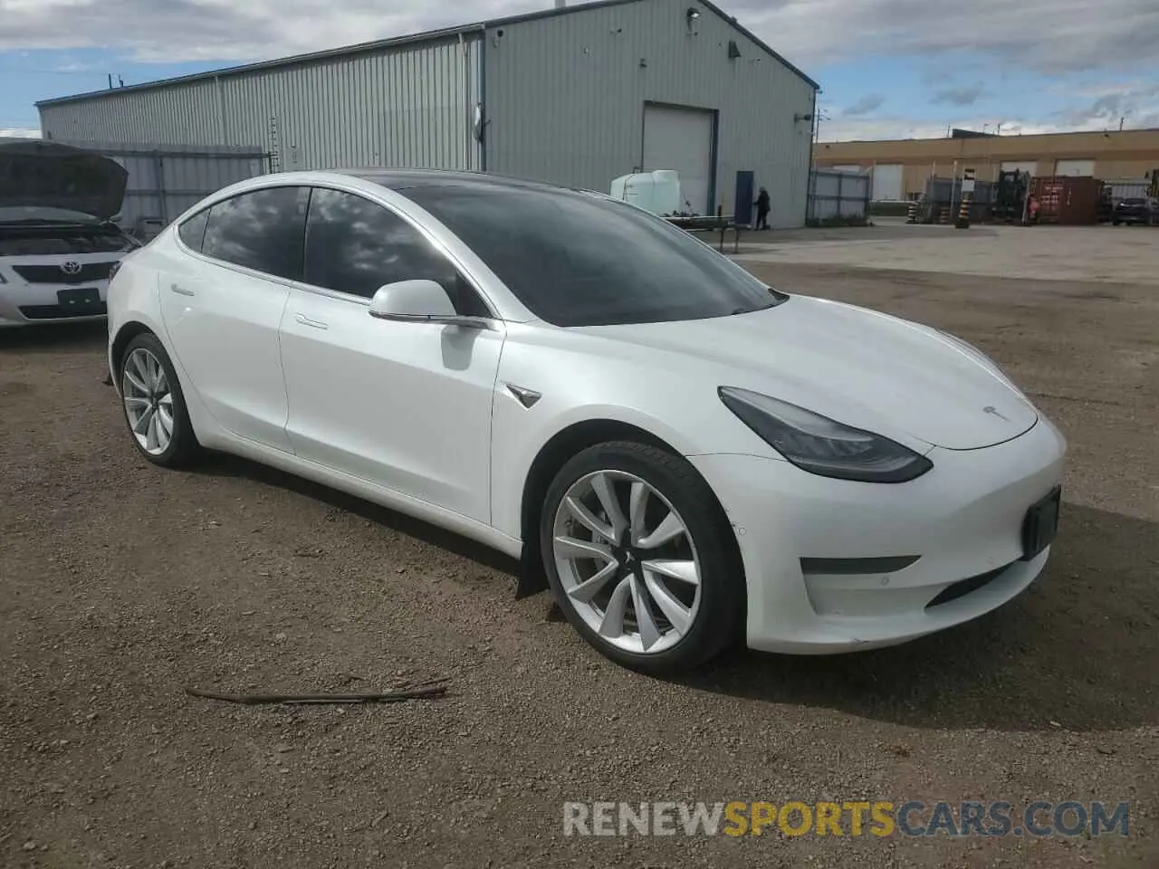 4 Photograph of a damaged car 5YJ3E1EA4LF609474 TESLA MODEL 3 2020