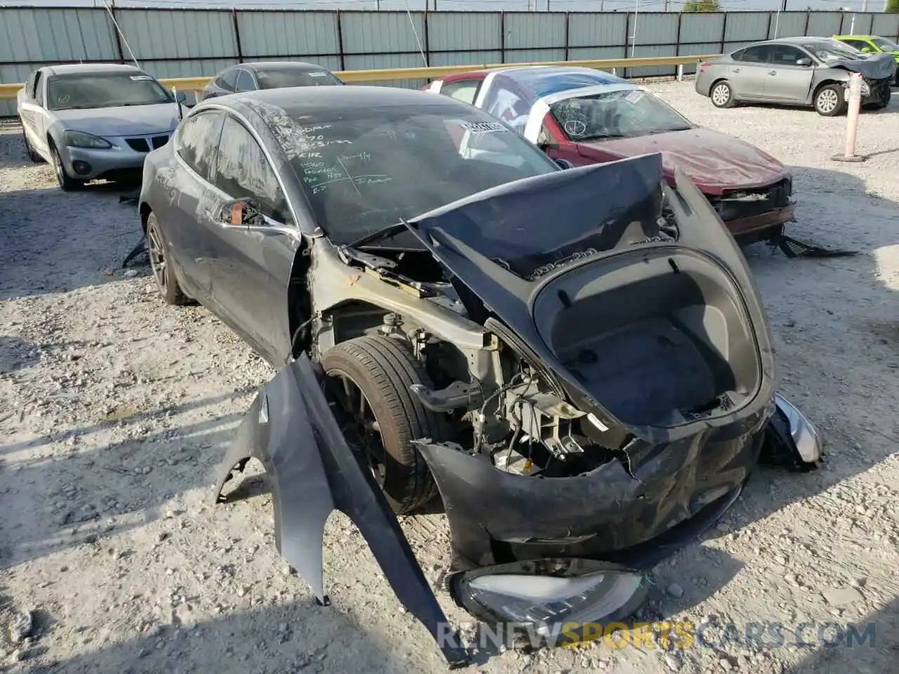 1 Photograph of a damaged car 5YJ3E1EA4LF611502 TESLA MODEL 3 2020