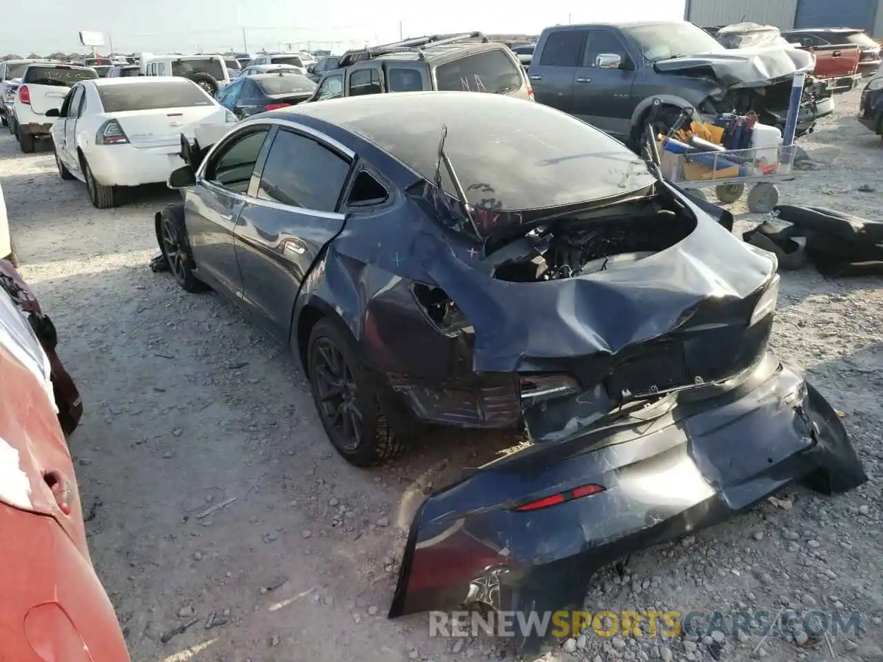 3 Photograph of a damaged car 5YJ3E1EA4LF611502 TESLA MODEL 3 2020