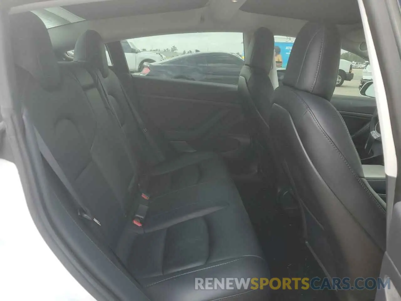 10 Photograph of a damaged car 5YJ3E1EA4LF634049 TESLA MODEL 3 2020