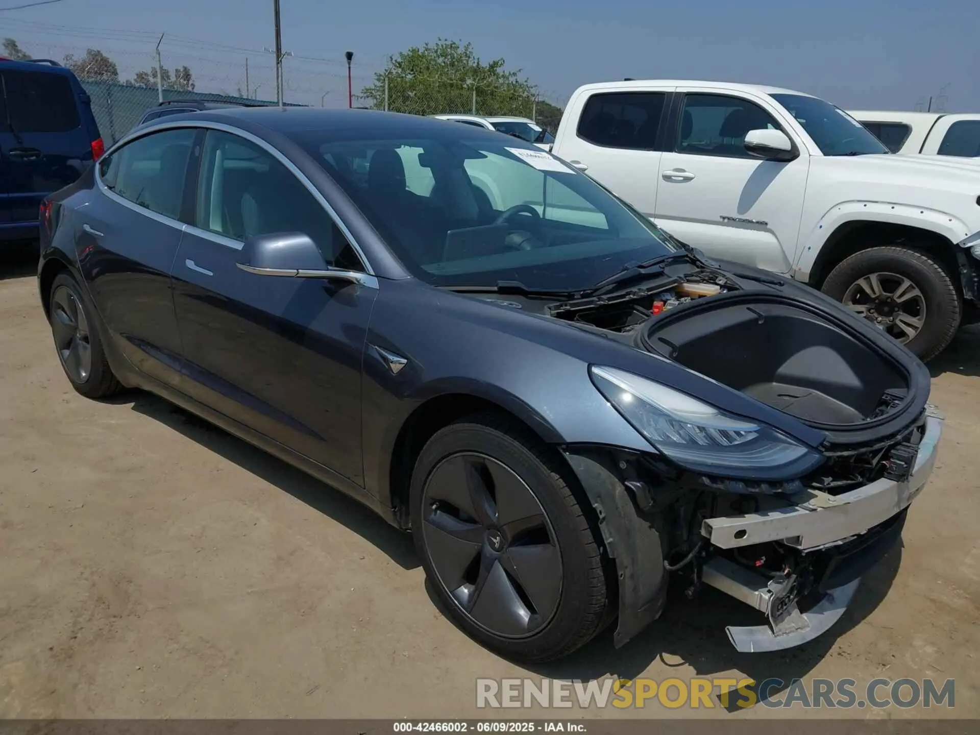 1 Photograph of a damaged car 5YJ3E1EA4LF644211 TESLA MODEL 3 2020
