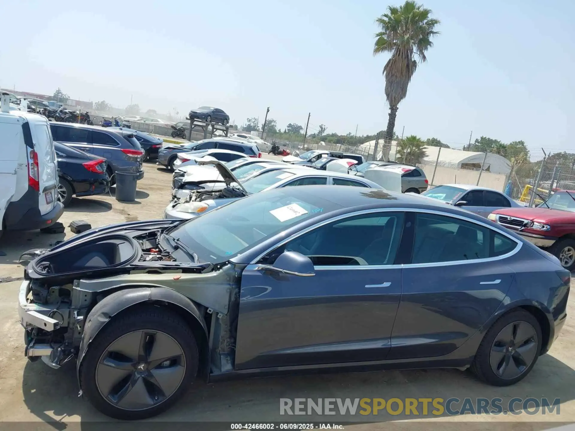 15 Photograph of a damaged car 5YJ3E1EA4LF644211 TESLA MODEL 3 2020