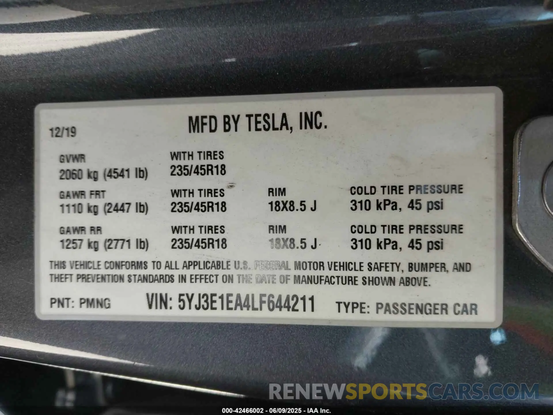 9 Photograph of a damaged car 5YJ3E1EA4LF644211 TESLA MODEL 3 2020